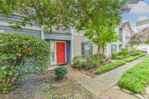 Photo of 1715 Stuart Street, Houston, TX 77004 (MLS # 77841407)