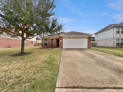 Photo of 2015 Upland Plover Court, Rosenberg, TX 77471 (MLS # 26080237)
