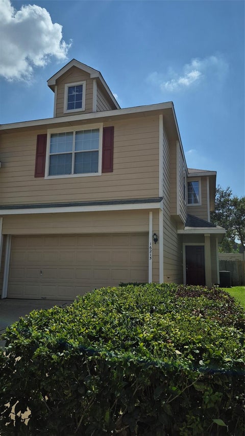 Photo of 16215 Sandy Path LN, Houston, TX 77084 (MLS # 98608827)