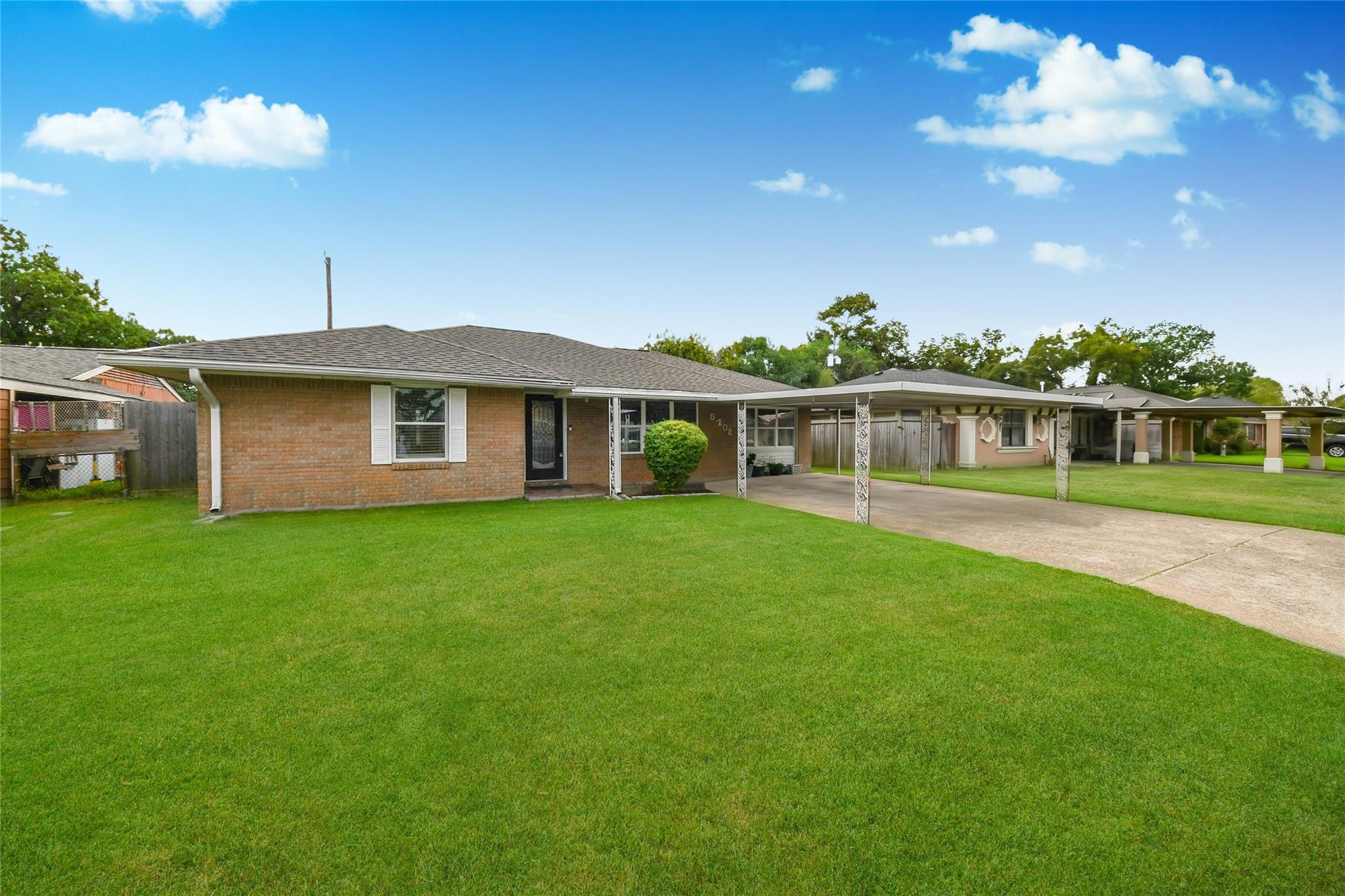 5758 Meadow Creek Lane