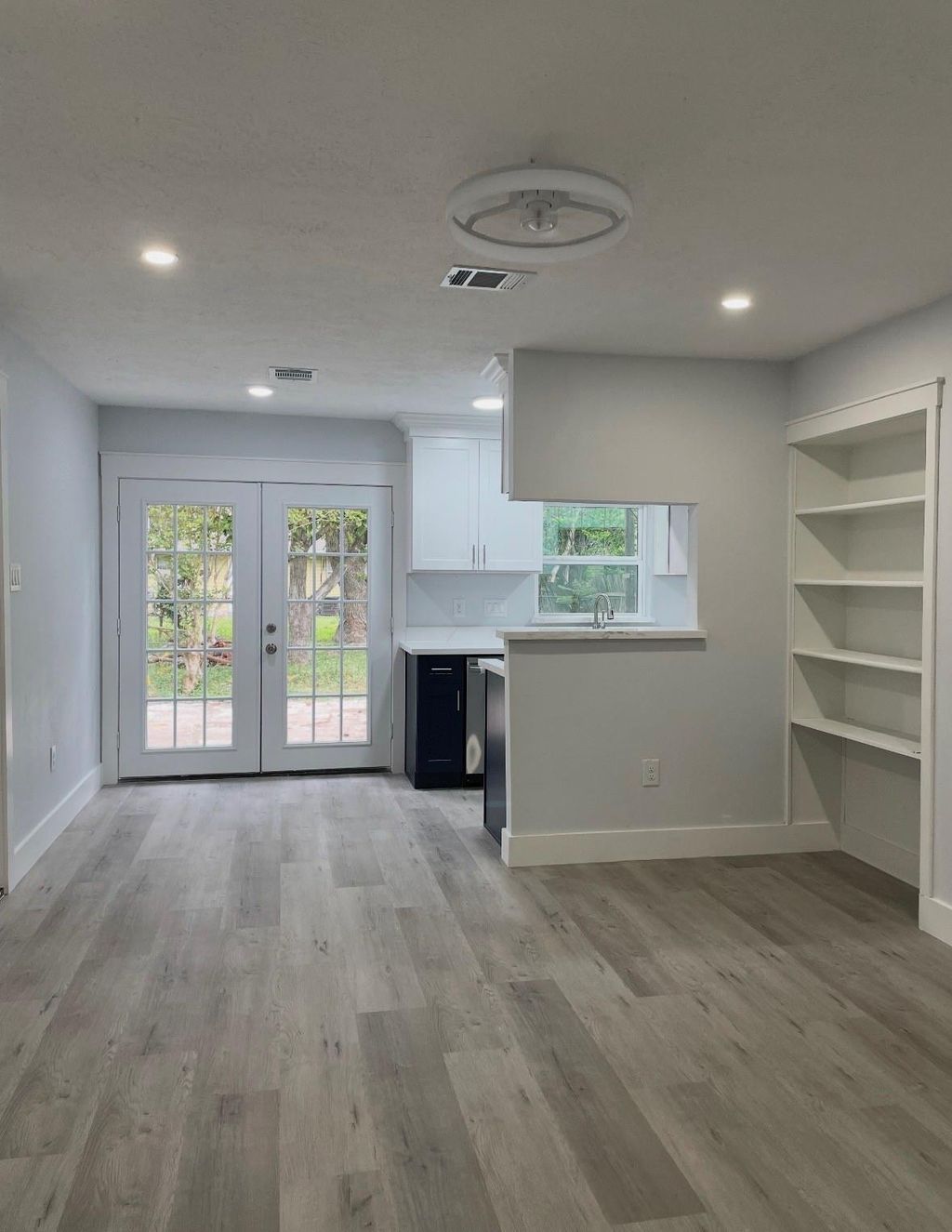 Photo of 12711 Claygate Drive, Houston, TX 77047 (MLS # 63854783)