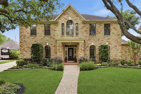 Photo of 17107 Post Oak Hollow Holw, Spring, TX 77379 (MLS # 33260667)