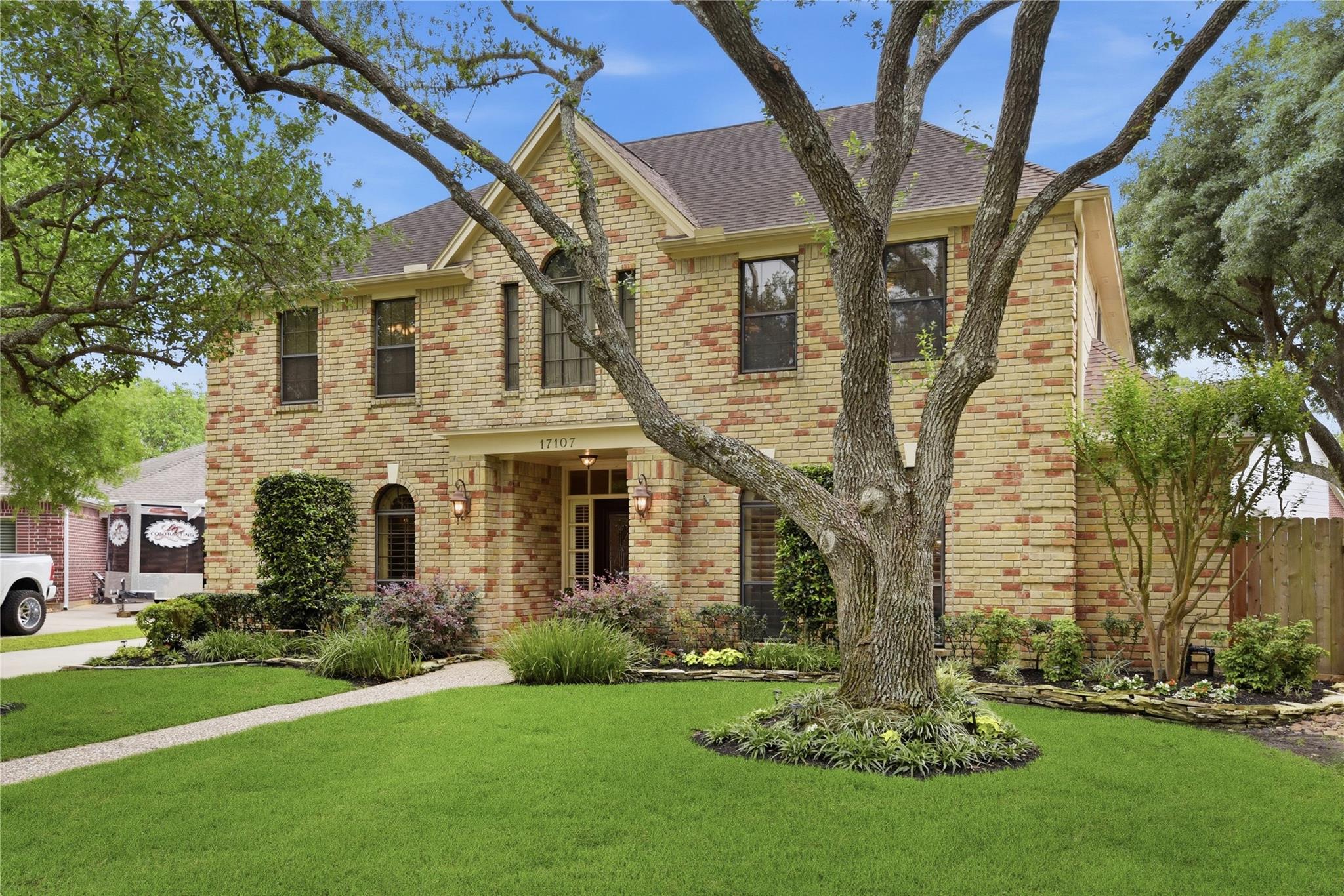 17107 Post Oak Hollow