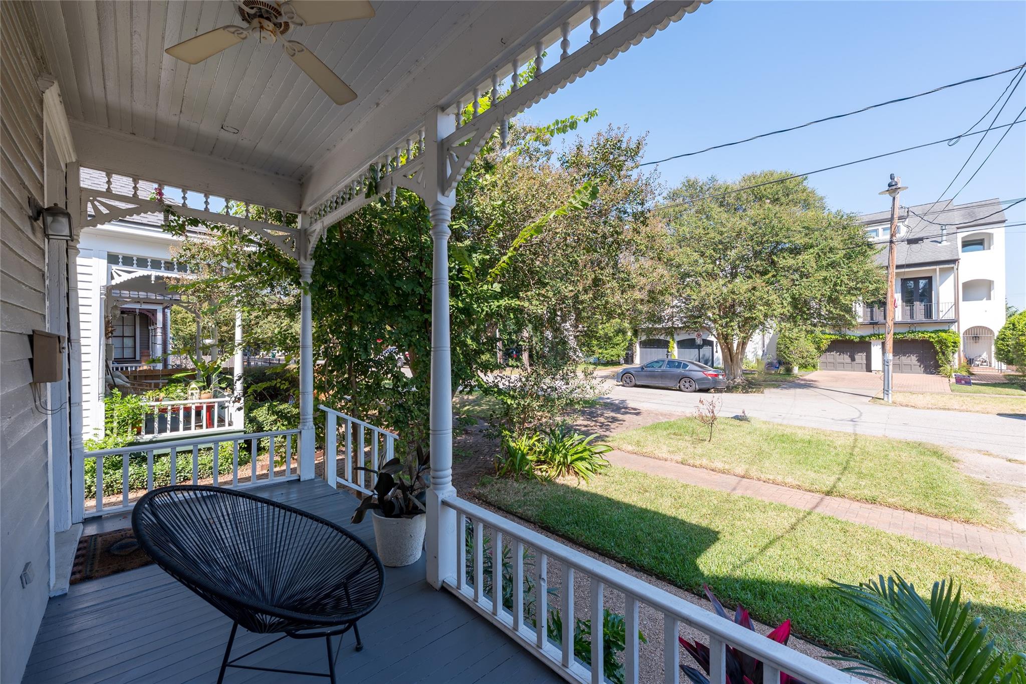 2011 Decatur Street