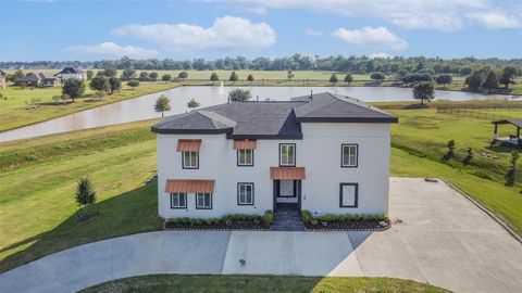 Photo of 703 Leaning Oak Trail, Richmond, TX 77406 (MLS # 83418891)