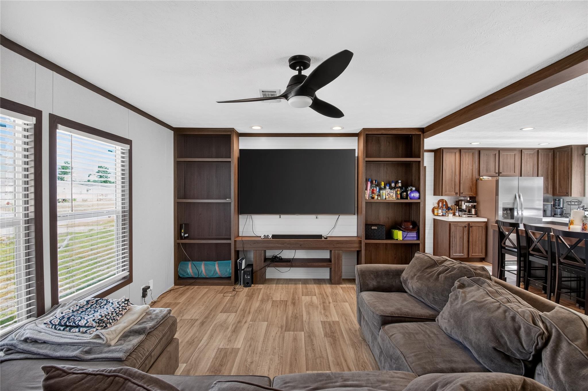 12576 Stablegate Drive