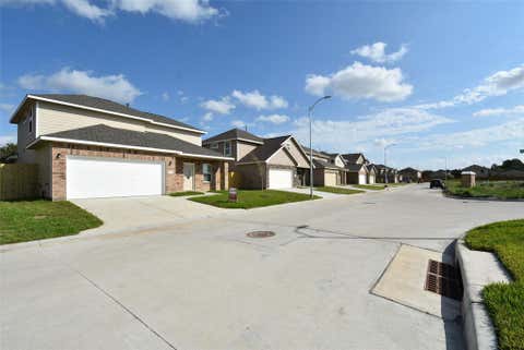 Photo of 2827 Pine Estate Lane, Houston, TX 77014 (MLS # 8366698)