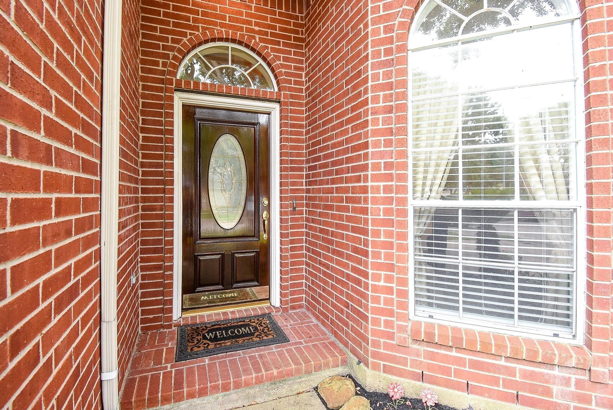 1727 Maryvale Drive