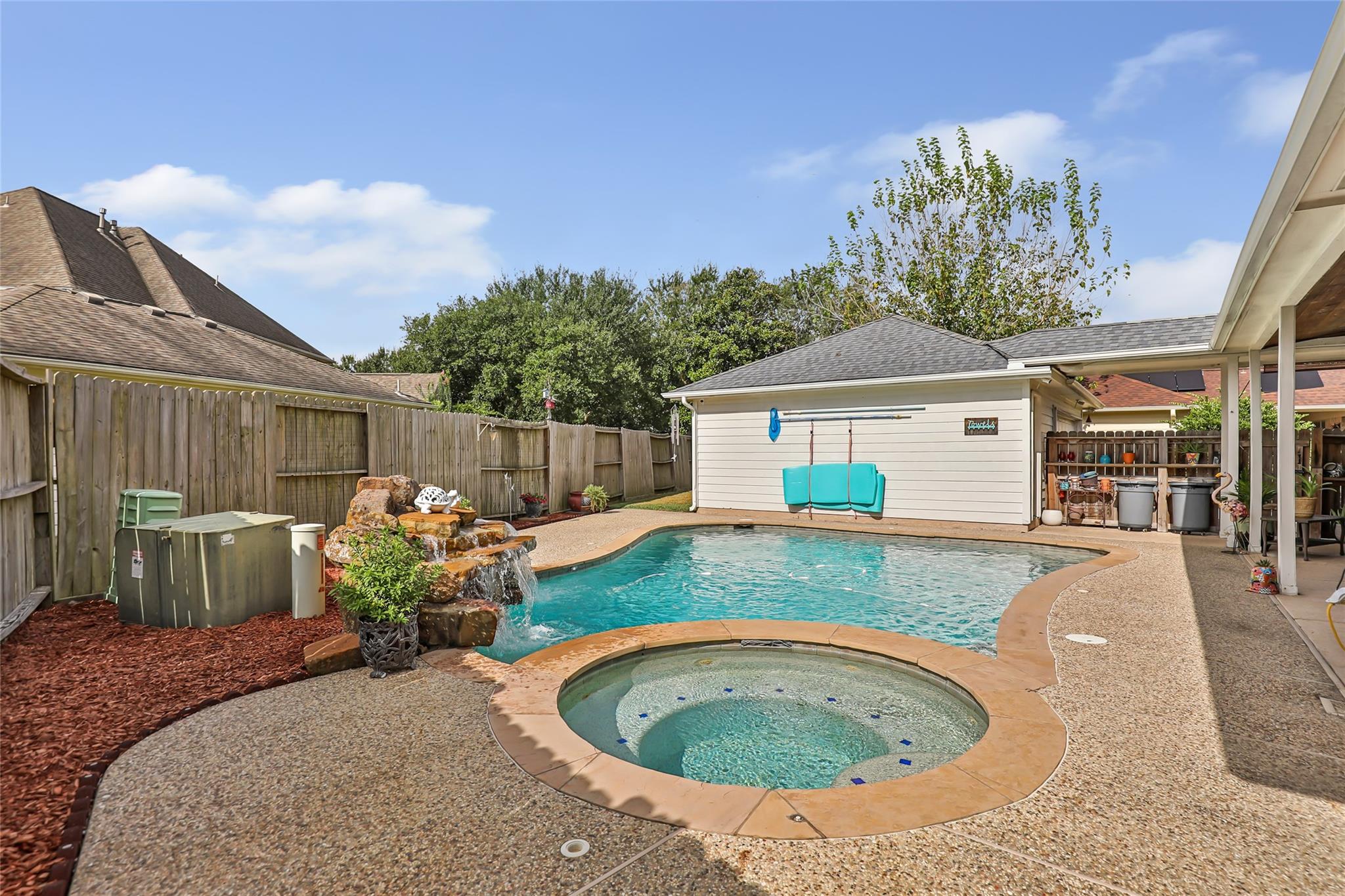 19807 Clear Glen Drive