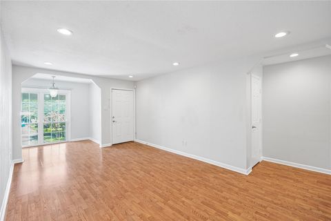 Photo of 12633 Memorial Drive #118, Houston, TX 77024 (MLS # 61851838)