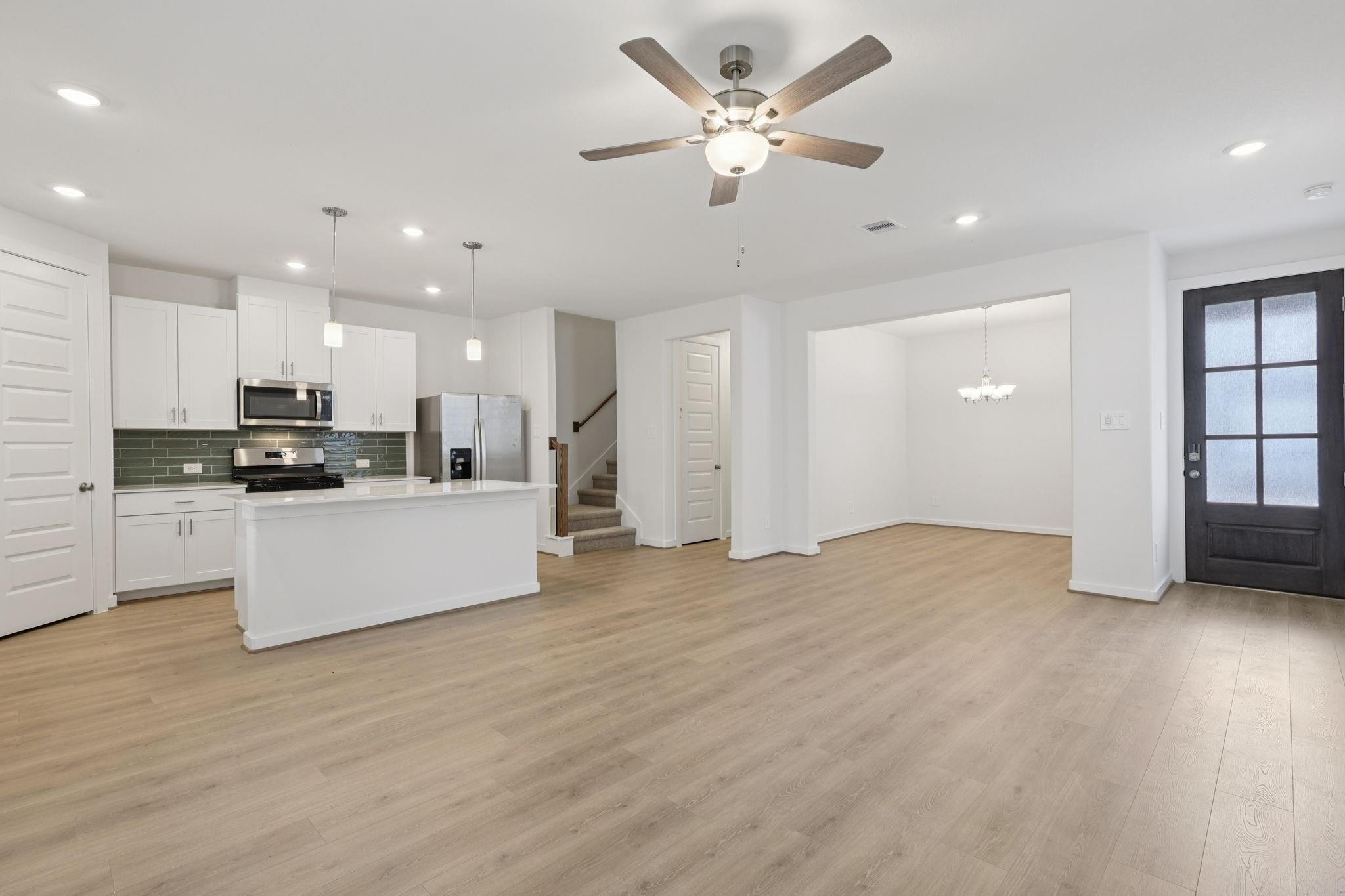 1019 Cedar Place Lane