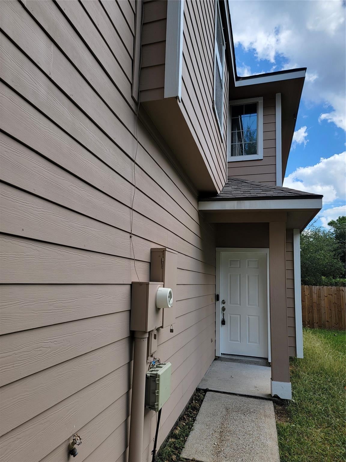 424 Folk Crest Lane