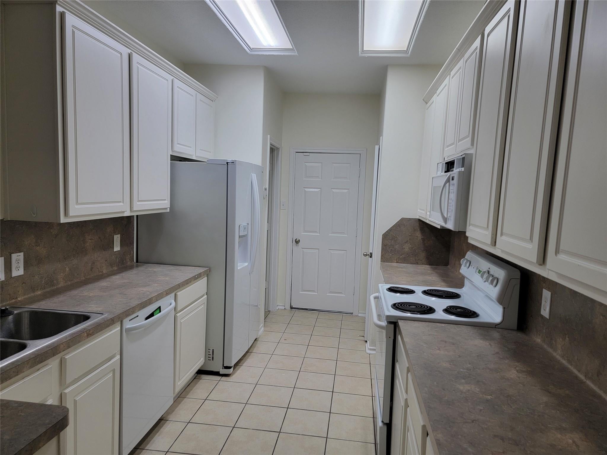 424 Folk Crest Lane