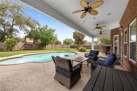 Homes For Sale - 2602 Hampton Springs Drive<br/> Seabrook, TX 77586