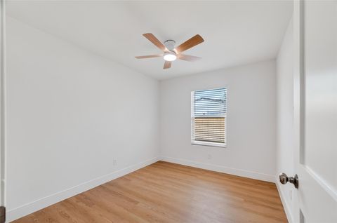Tiny photo for 6622 Moss Rose Street, Houston, TX 77087 (MLS # 79071803)