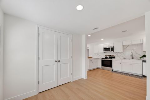 Tiny photo for 6622 Moss Rose Street, Houston, TX 77087 (MLS # 79071803)