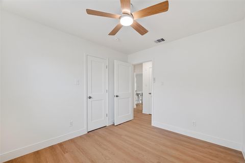 Tiny photo for 6622 Moss Rose Street, Houston, TX 77087 (MLS # 79071803)