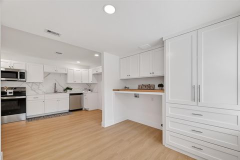 Tiny photo for 6622 Moss Rose Street, Houston, TX 77087 (MLS # 79071803)