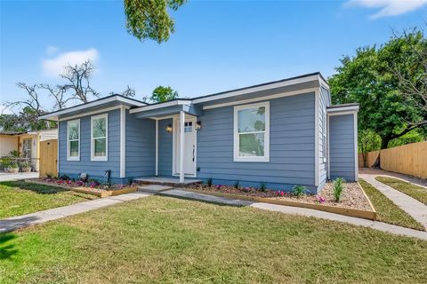 Tiny photo for 6622 Moss Rose Street, Houston, TX 77087 (MLS # 79071803)