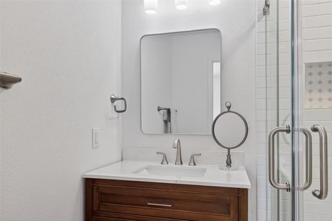 Tiny photo for 6622 Moss Rose Street, Houston, TX 77087 (MLS # 79071803)