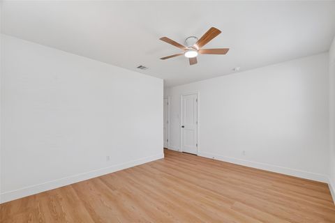 Tiny photo for 6622 Moss Rose Street, Houston, TX 77087 (MLS # 79071803)