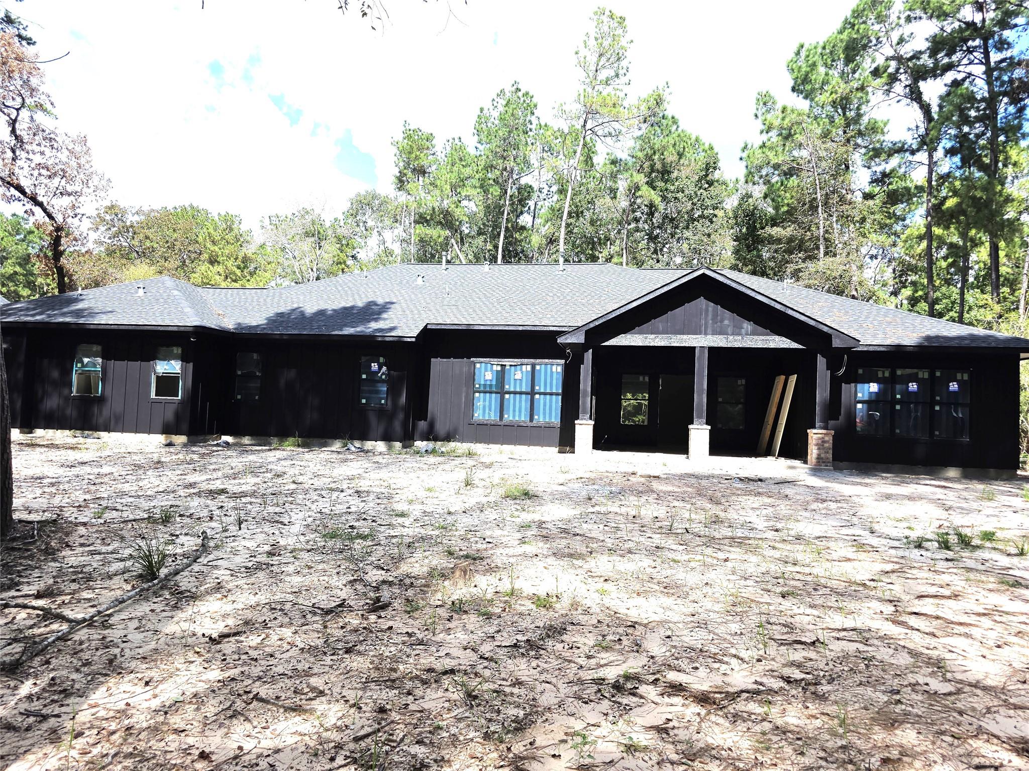 4 Lake Forest Drive