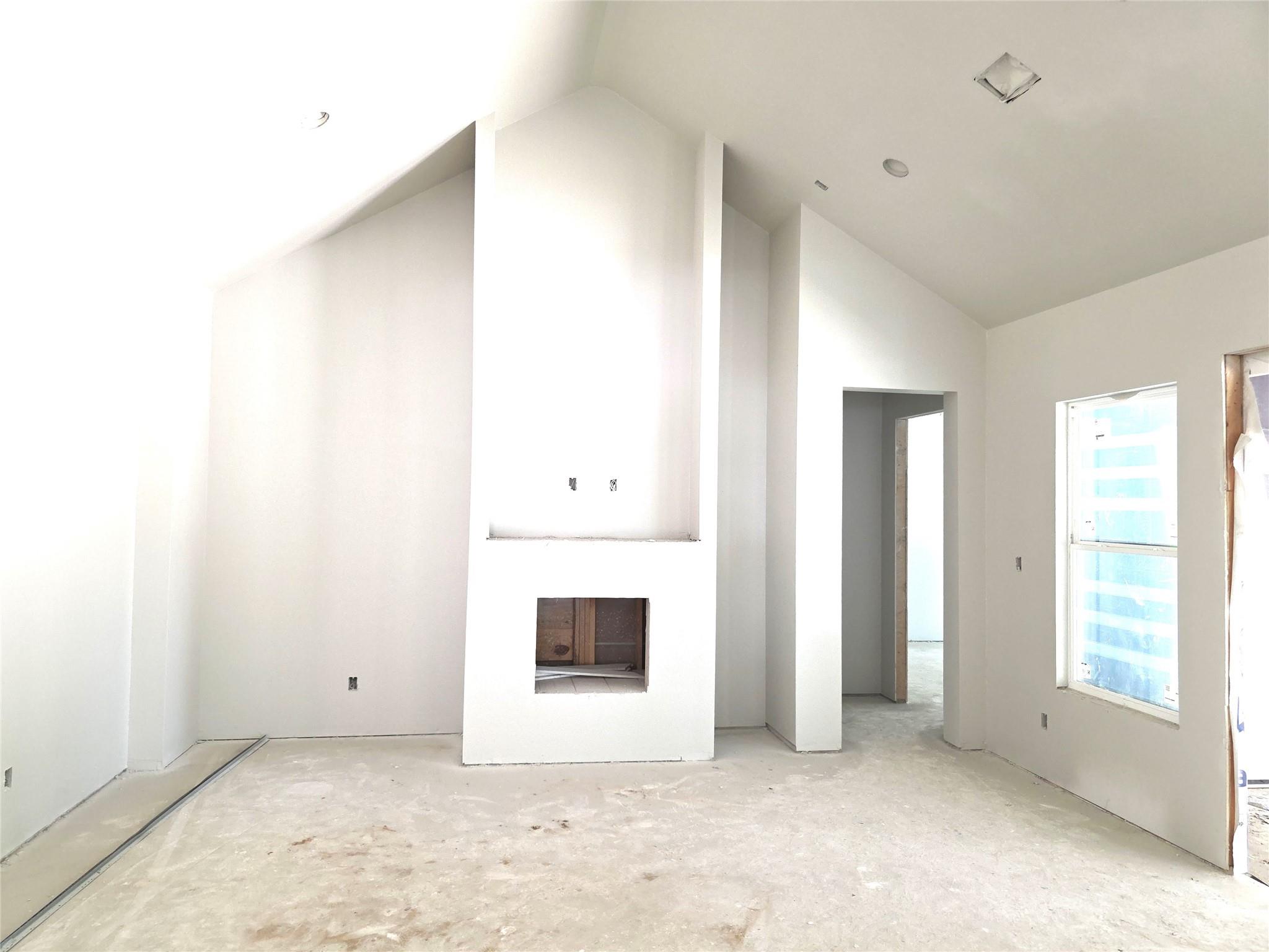4 Lake Forest Drive