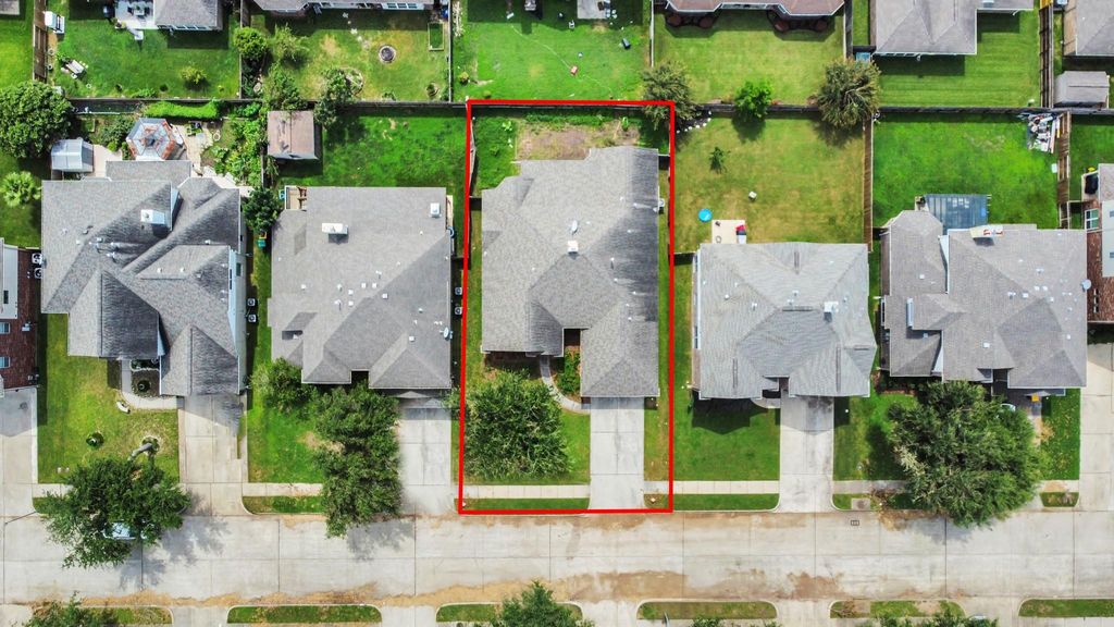 Photo of 5206 Laura Lee Lane, Pasadena, TX 77504 (MLS # 69814520)