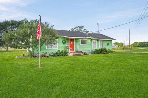 Photo of 765 Norcross Road, Wallis, TX 77485 (MLS # 10069876)
