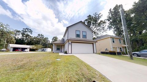 Photo of 761 Plum Tree Cir, Livingston, TX 77351 (MLS # 45758334)