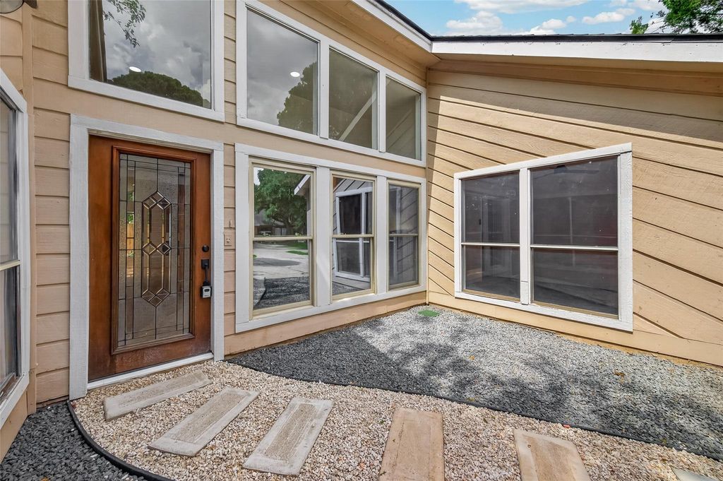 Photo of 6026 Downwood Forest Drive, Houston, TX 77088 (MLS # 38105019)