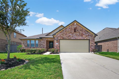 Homes For Sale - 2726 Tumlinson Drive<br/> Fresno, TX 77545