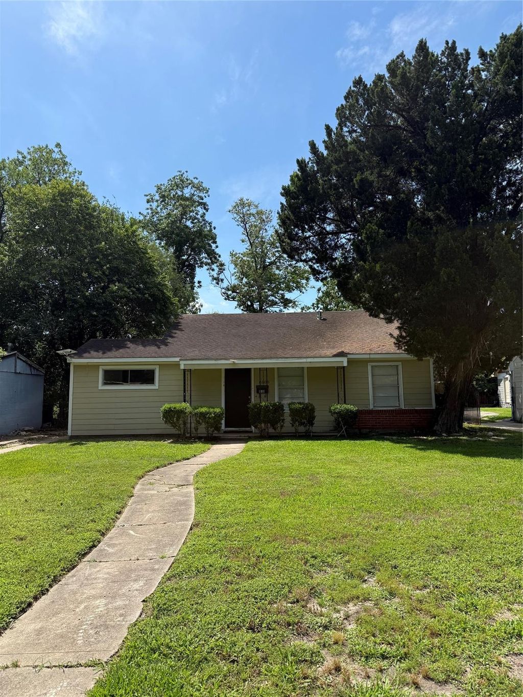Photo of 8108 Wier Drive, Houston, TX 77017 (MLS # 7502421)