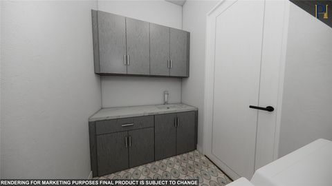 Tiny photo for 2526 Southgate Boulevard, Houston, TX 77030 (MLS # 88292403)