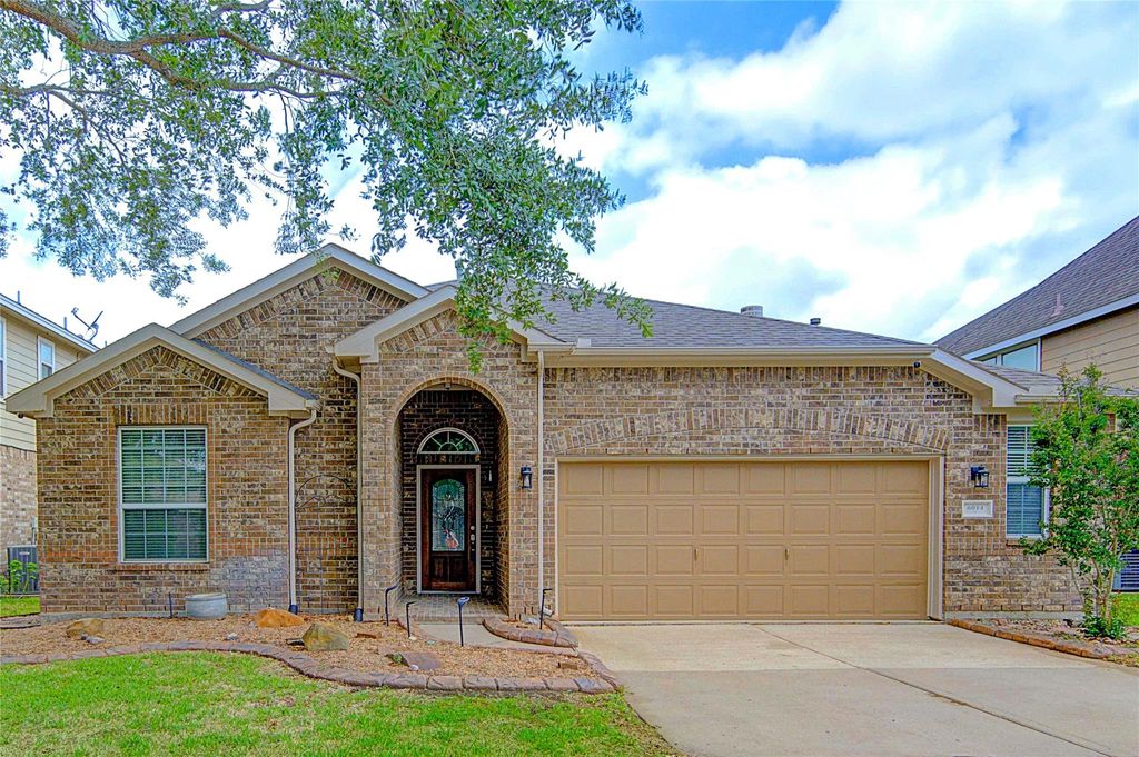 Photo of 6014 Watford Bnd Bnd, Rosenberg, TX 77471 (MLS # 92960380)