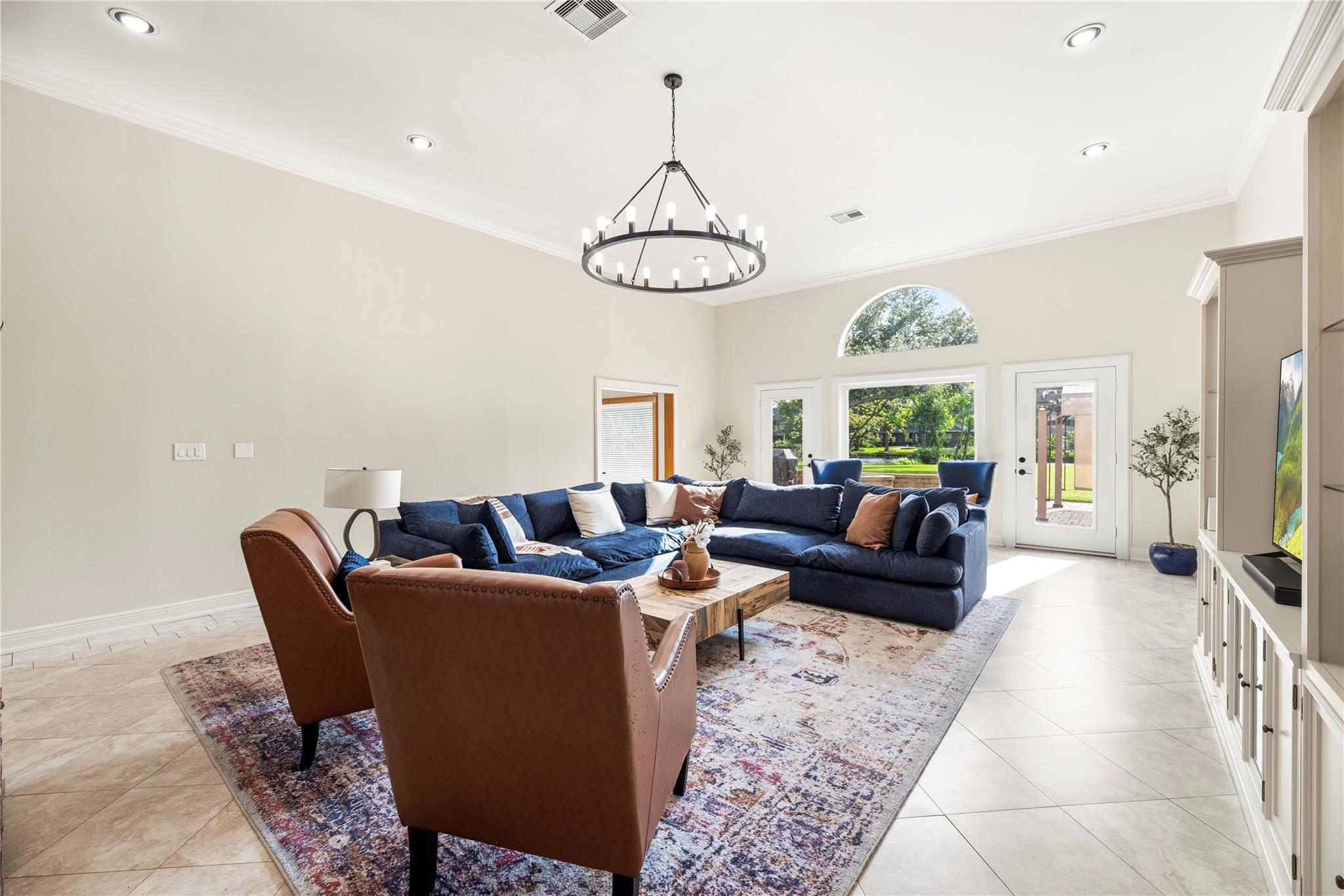 4815 Diamond Springs Drive