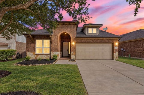 Photo of 15630 Windsor Bluff Drive, Cypress, TX 77429 (MLS # 53650583)