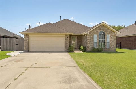 Photo of 3003 30th Street N, Texas City, TX 77590 (MLS # 72503704)