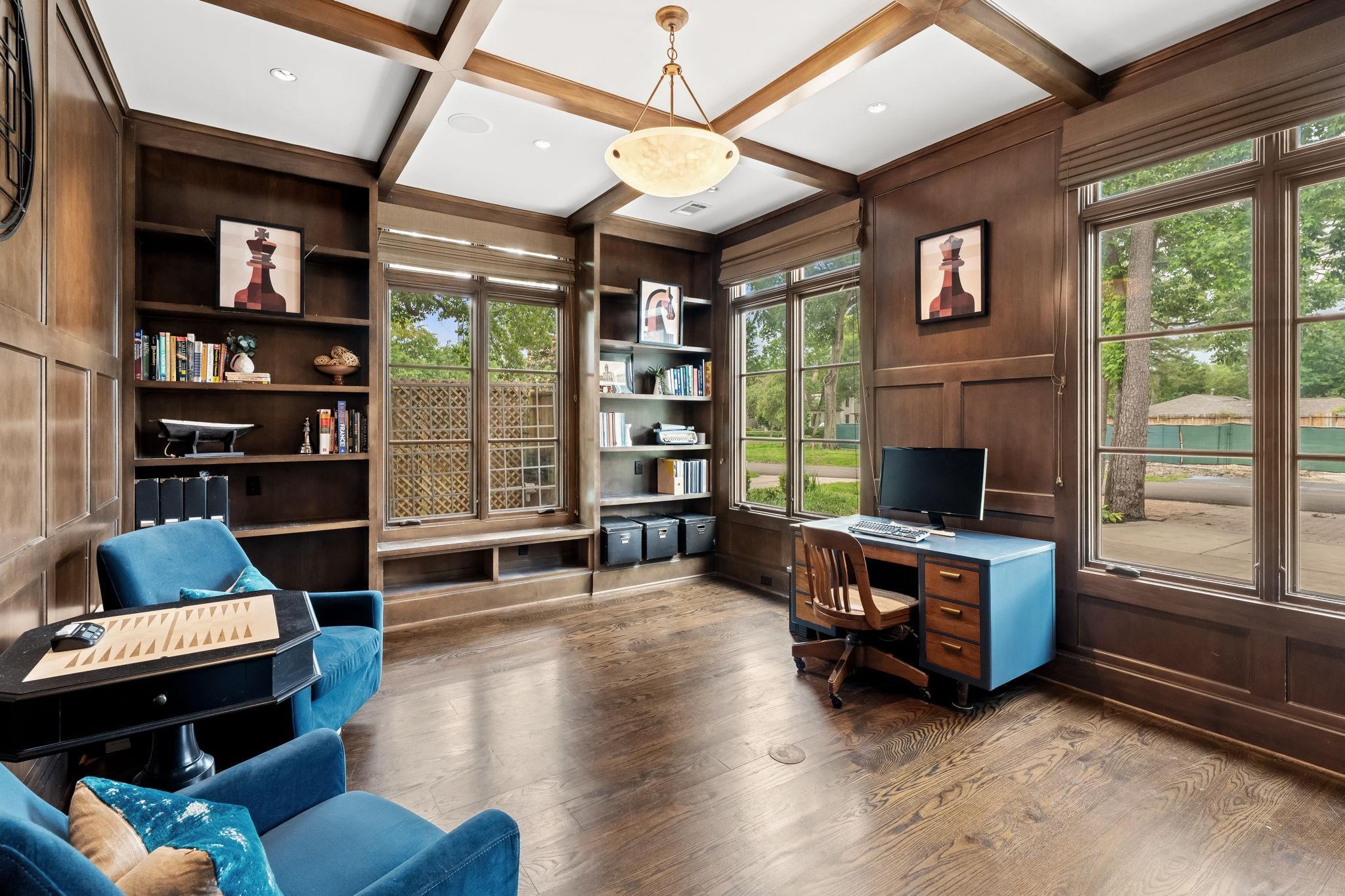 1116 Danbury Road