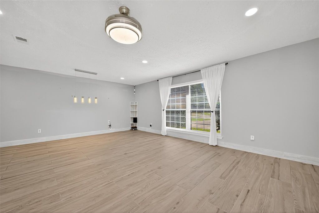 Photo of 8203 Huntermoor Circle, Humble, TX 77338 (MLS # 88174409)