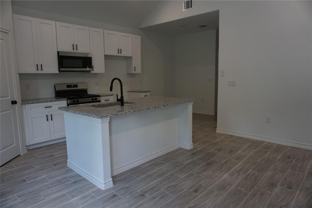 Photo of 11847 Nelwood Street, Willis, TX 77318 (MLS # 95011618)