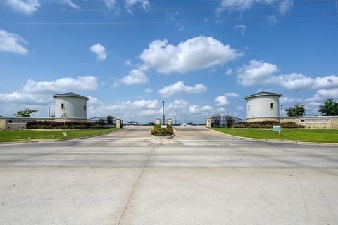 Vacant Land For Sale - 20310 Tealpointe Ridge Lane<br/> Tomball, TX 77377