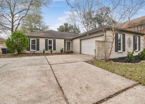 Property photo of 5710 Green Timbers Drive, Humble, TX 77346