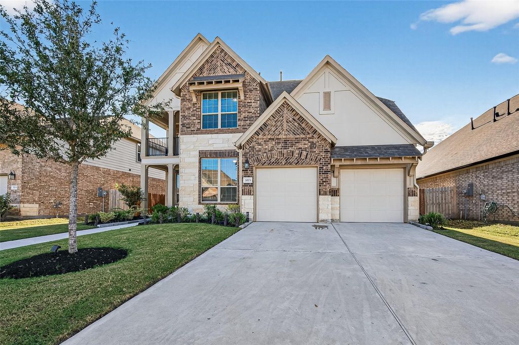 Photo of 2023 Emma Howse Lane, Richmond, TX 77469 (MLS # 64566510)
