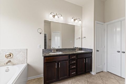 Tiny photo for 2043 Plum Rose Lane, Richmond, TX 77469 (MLS # 25437787)