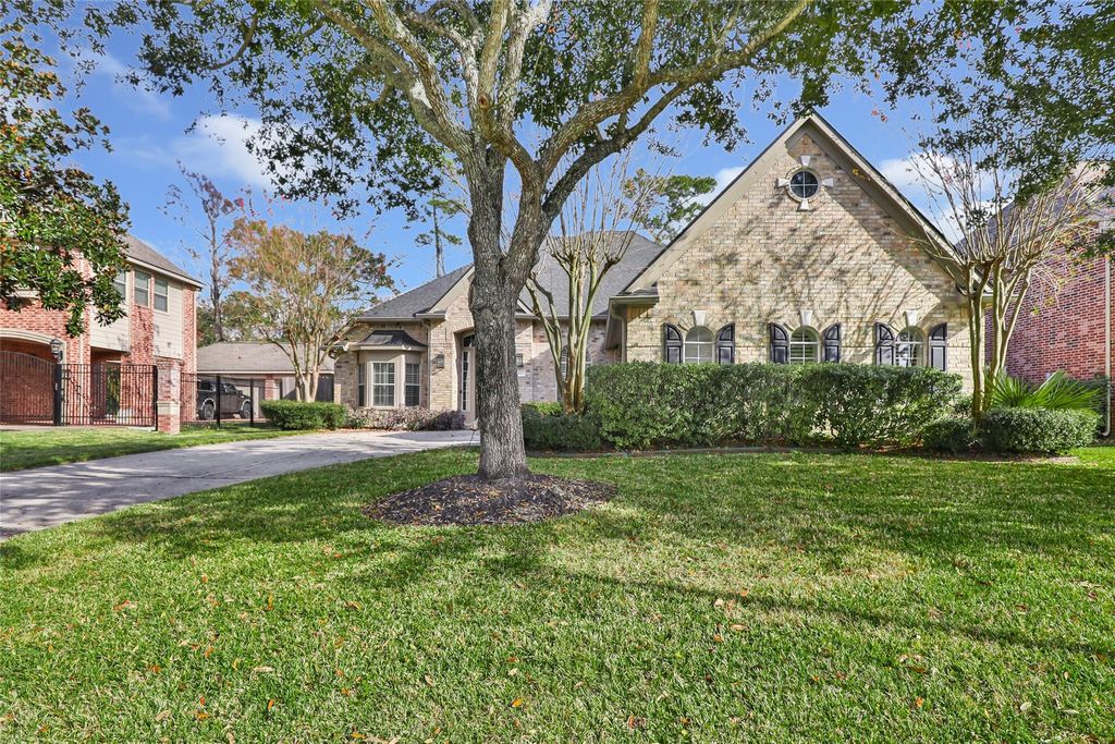 Photo of 15615 Marble Canyon Way, Houston, TX 77044 (MLS # 80468952)