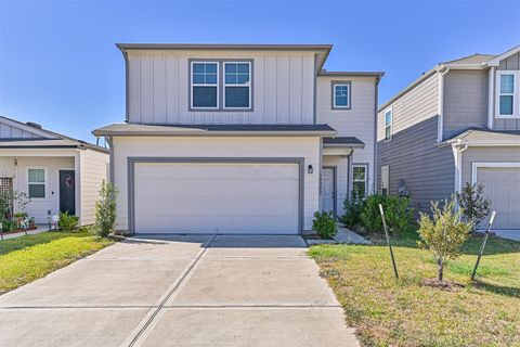 Photo of 10202 Clearwick Street, Houston, TX 77034 (MLS # 5025252)