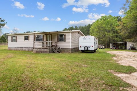 Homes For Sale - 991 Herman Nerren Road<br/> Huntington, TX 75949