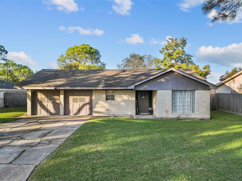 Photo of 2118 22nd Avenue N, Texas City, TX 77590 (MLS # 14358960)