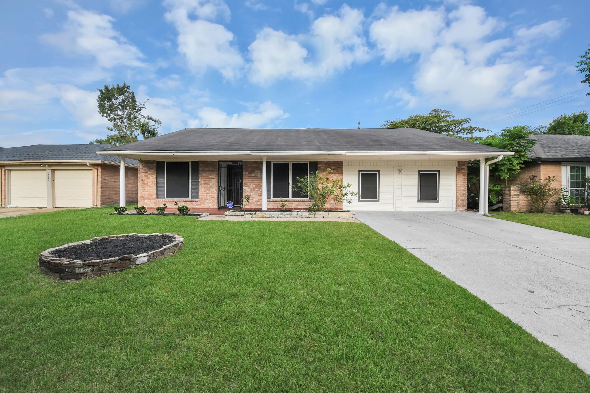 15103 Weil Place